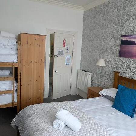 The Kenton 4*