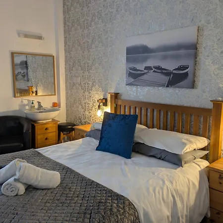 The Kenton 4*