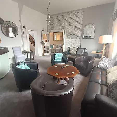 The Kenton Konukevi Scarborough