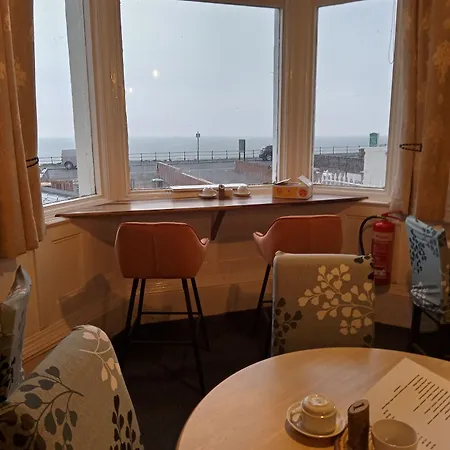 肯顿酒店 4*