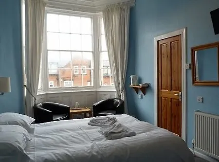 The Kenton Guest house Scarborough