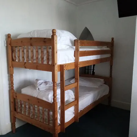 The Kenton 4* Scarborough