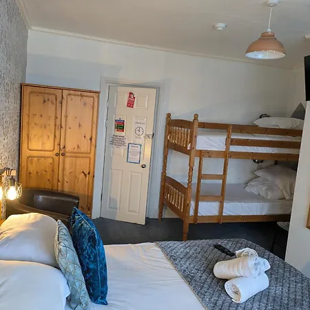 The Kenton 4*