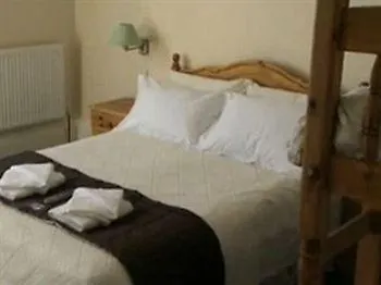 Πανσιόν The Kenton 4*